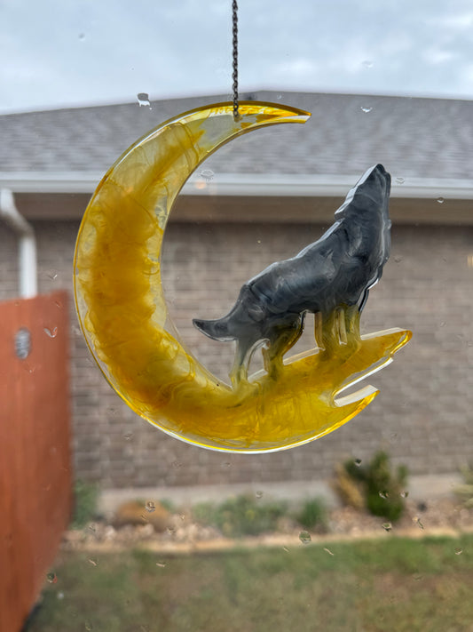 Customized moon/wolf window hanger
