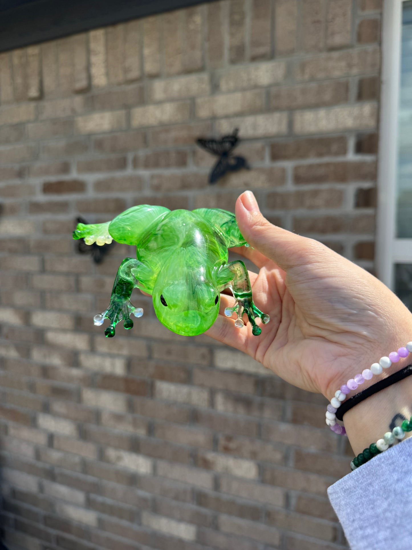 Customized frog
