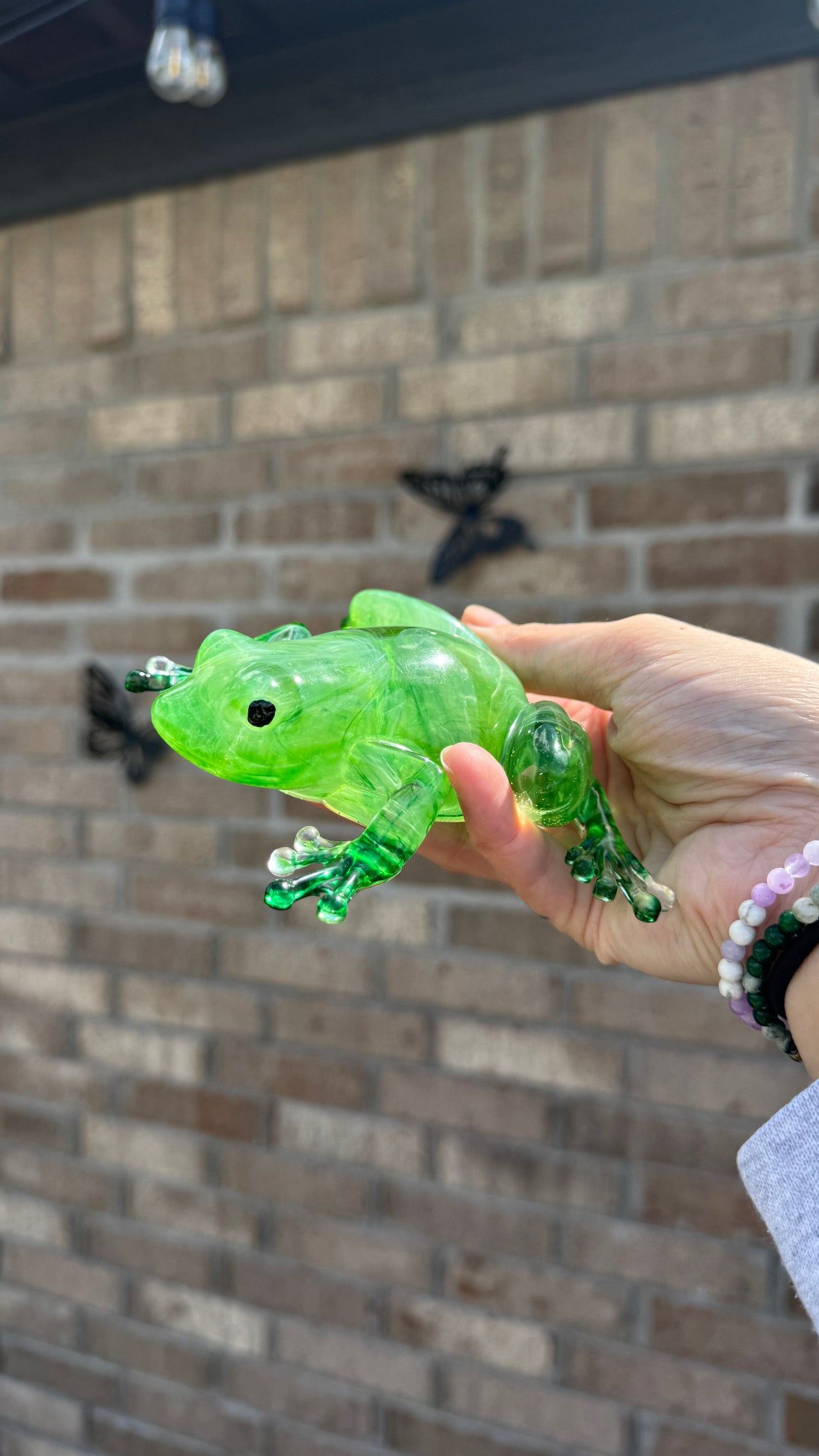 Customized frog