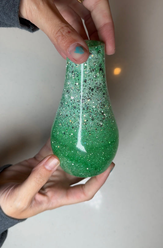 Customizable vase