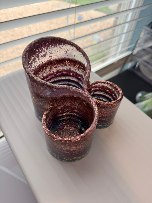 Pen/brush holder