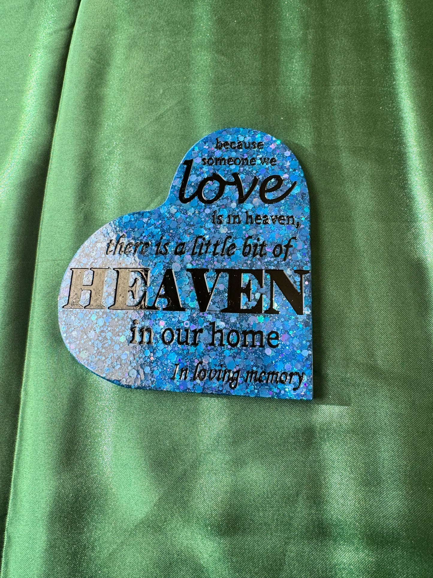 Custom memorial heart on TIKTOK live