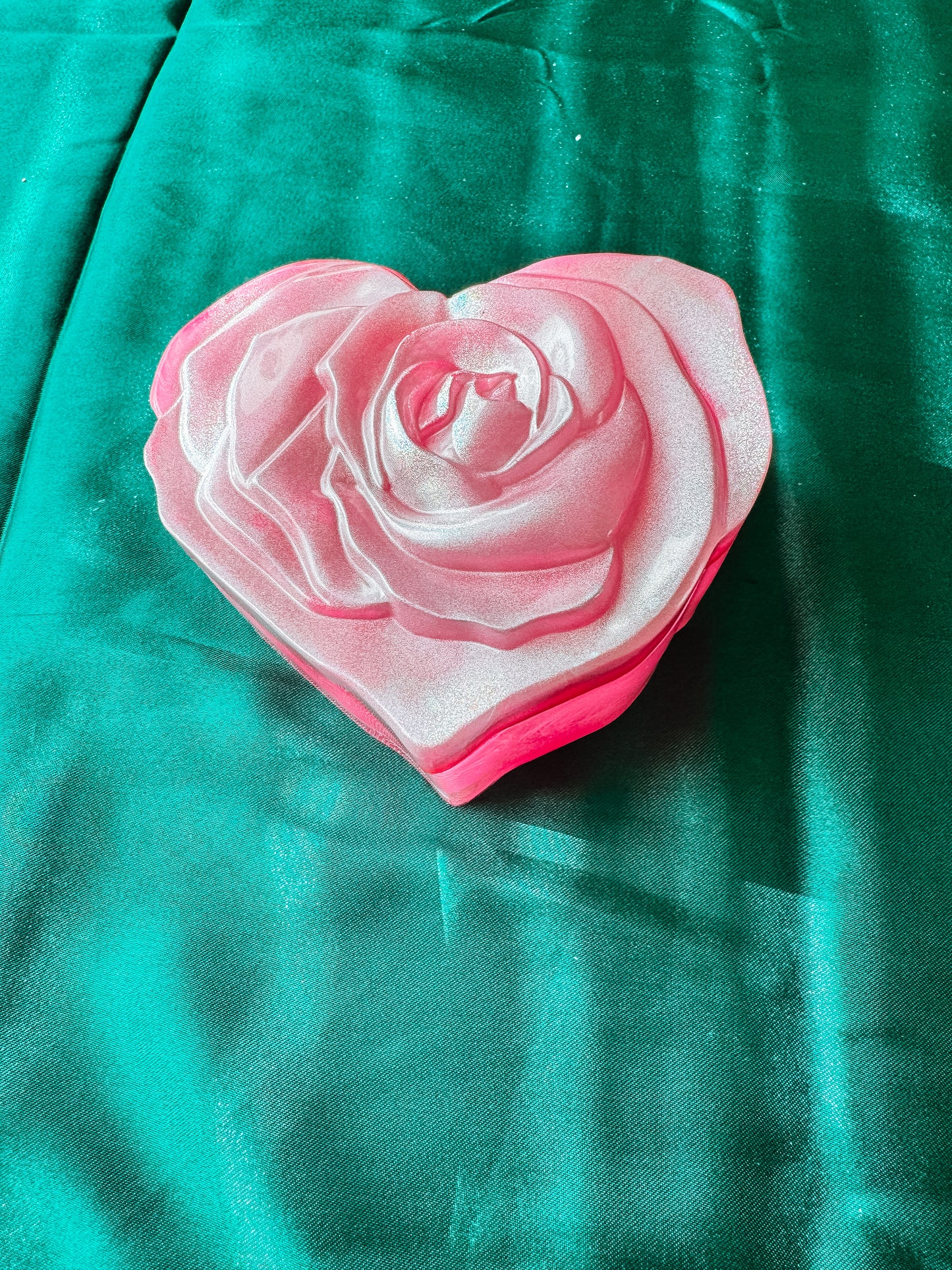 Custom Rose jewelry dish on TIKTOK live