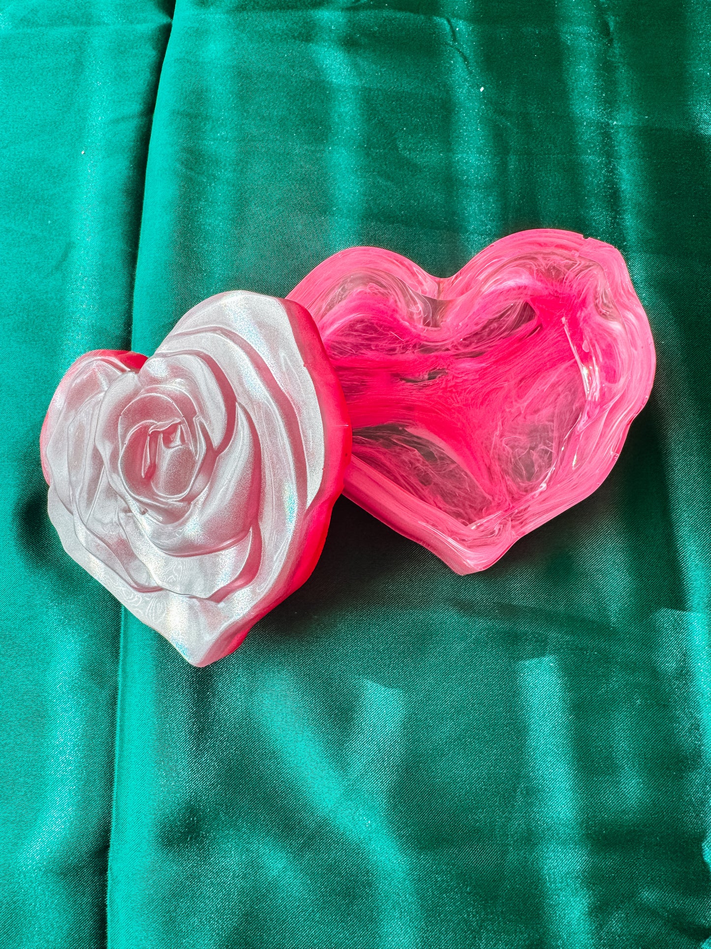 Custom Rose jewelry dish on TIKTOK live